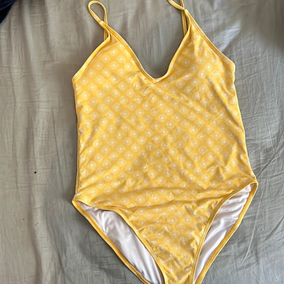 Cotton Onn one piece bathing suit - Picture 1 of 4